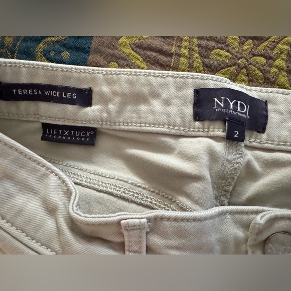 NYDJ Teresa Wide Leg Pants- Size 2 - Color is Feather - Excellent Condition - Picture 6 of 10